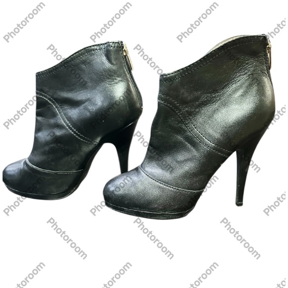 Colin Stuart Black Leather high heel booties, 4” heel, size 7 - Picture 4 of 15
